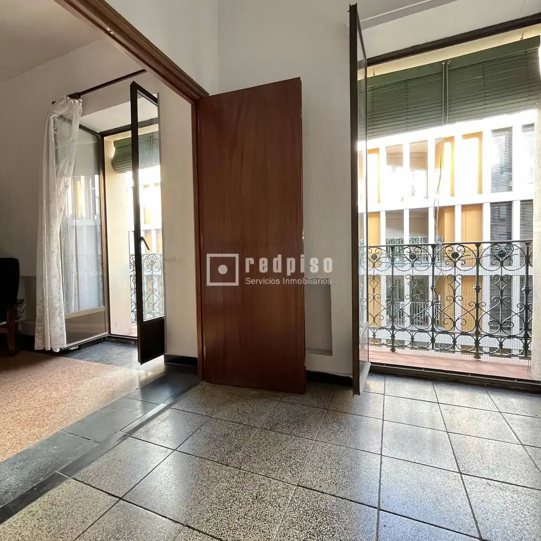 Schlafzimmer von Wohnung zum Verkauf in Madrid mit Heizung, Terrasse und Möbliert