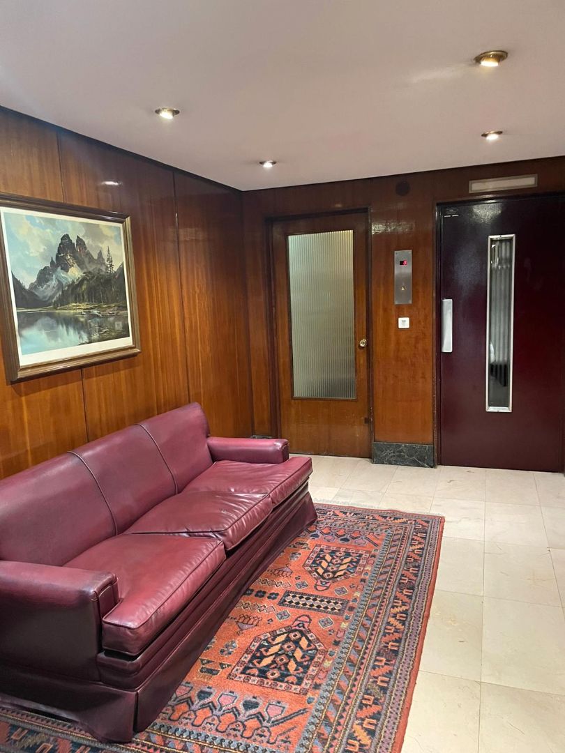Oficina en venda a Calle Cervantes, 6, Parque San Francisco - Uría, Centro - Casco Histórico