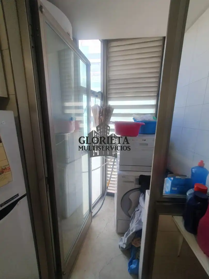 Cocina de Piso en venta en Vigo  con Calefacción, Trastero y Amueblado