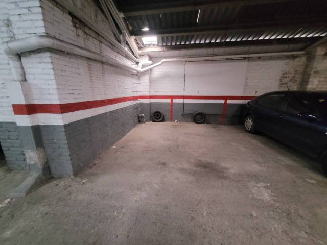 Garaje en Venta en Doctor Candi Bayés en Remei - La Guixa