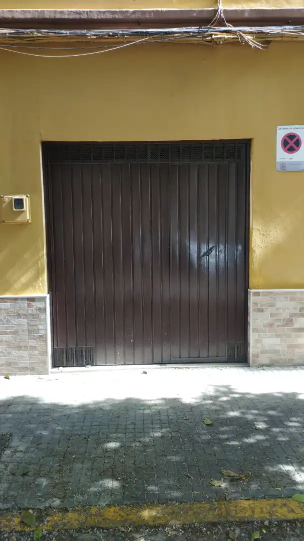 Business premises for sale in Calle José María Valdenebro