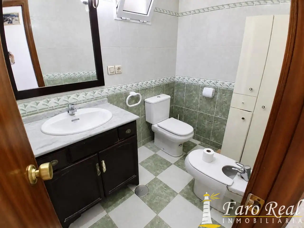 Bathroom of Ground floor for sale in Sanlúcar de Barrameda  with Storage room