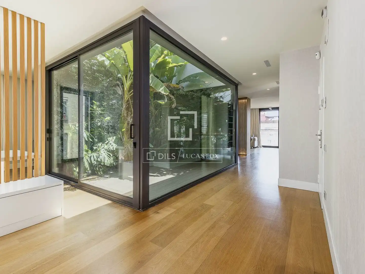 Ático en venta en Barcelona con Aire acondicionado, Calefacción y Jardín privado