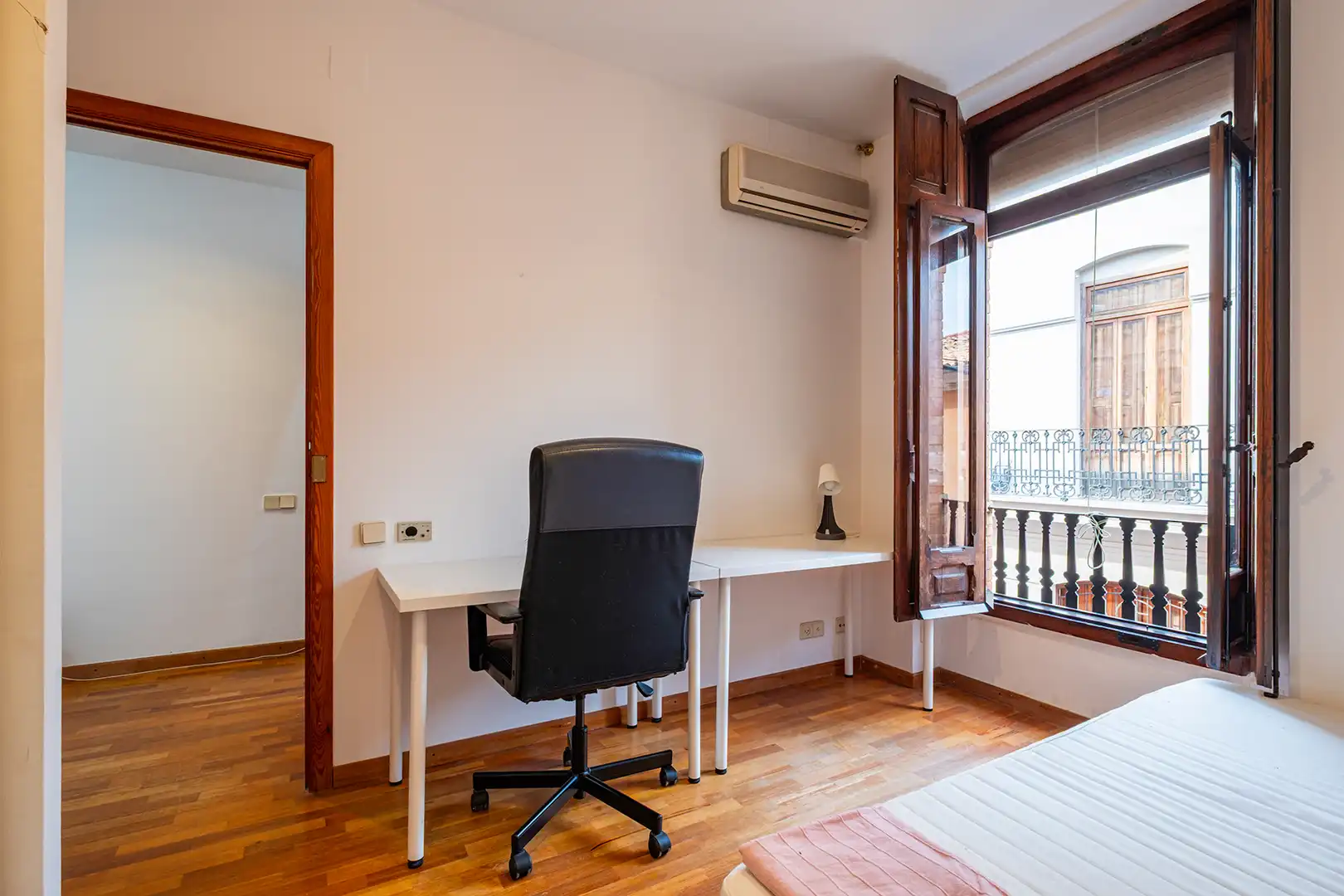 Habitación de Casa o chalet en venta en Alfara del Patriarca con Aire acondicionado, Calefacción y Terraza