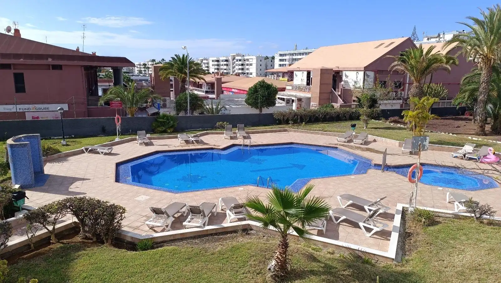 Schwimmbecken von Wohnungen zum Verkauf in San Bartolomé de Tirajana mit Klimaanlage, Möbliert und Balkon