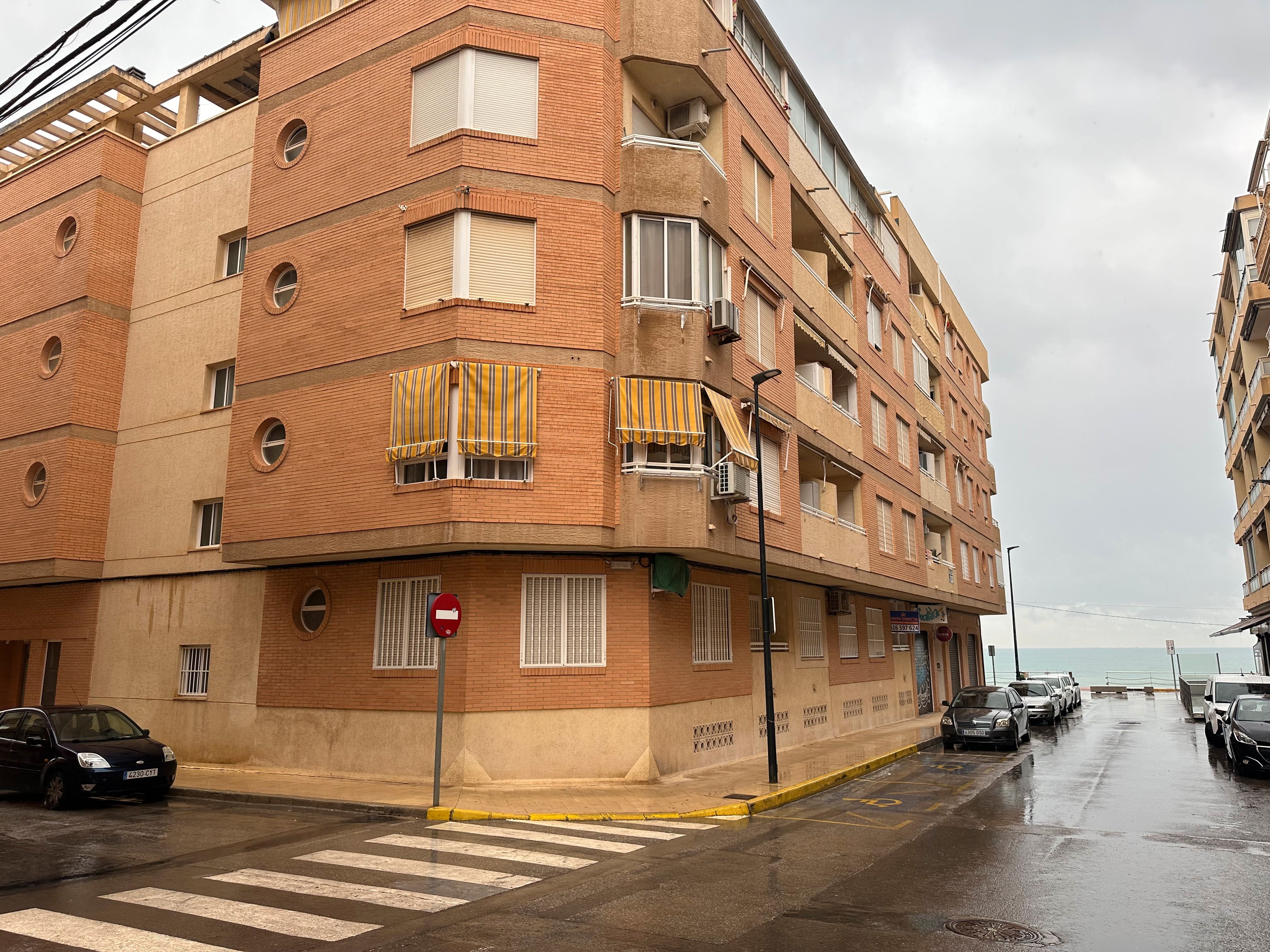 Exterior view of Apartment for sale in Guardamar del Segura  with Terrace, Furnished and Washing machine