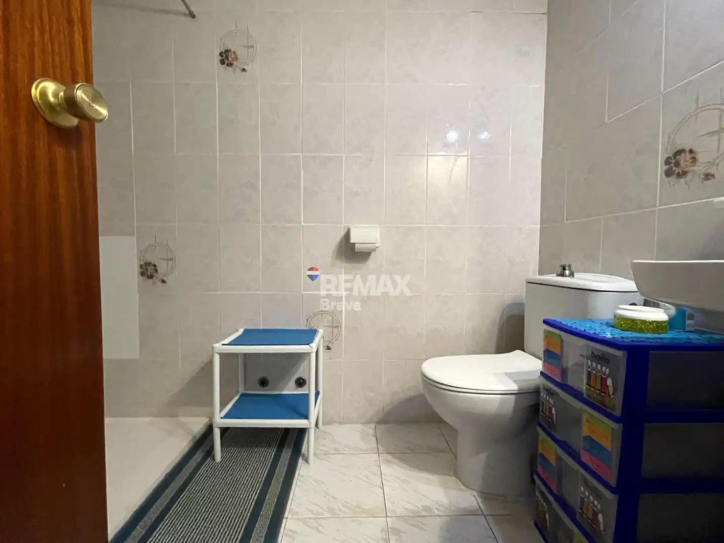 Bany de Pis en venda en Roses amb Aire condicionat, Calefacció i Terrassa