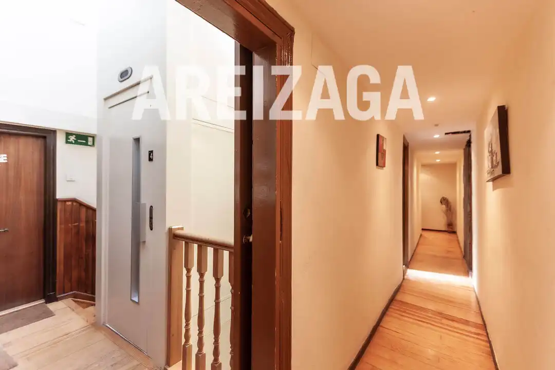 Piso en venta en Donostia - San Sebastián  con Calefacción