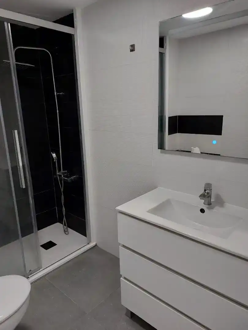 Baño de Piso de alquiler en San Luis de Sabinillas