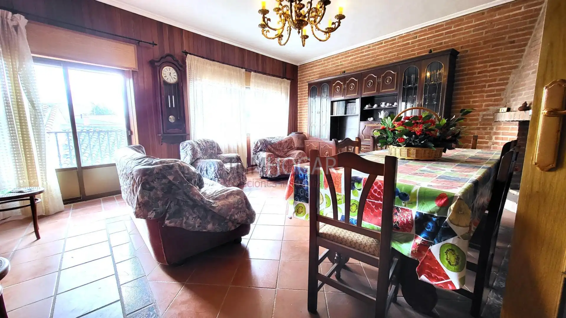 Sala de estar de Casa o chalet en venta en Aldeaseca de la Frontera con Terraza, Amueblado y Balcón
