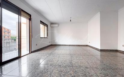 Living room of Flat for sale in  Tarragona Capital  with Air Conditioner and Balcony
