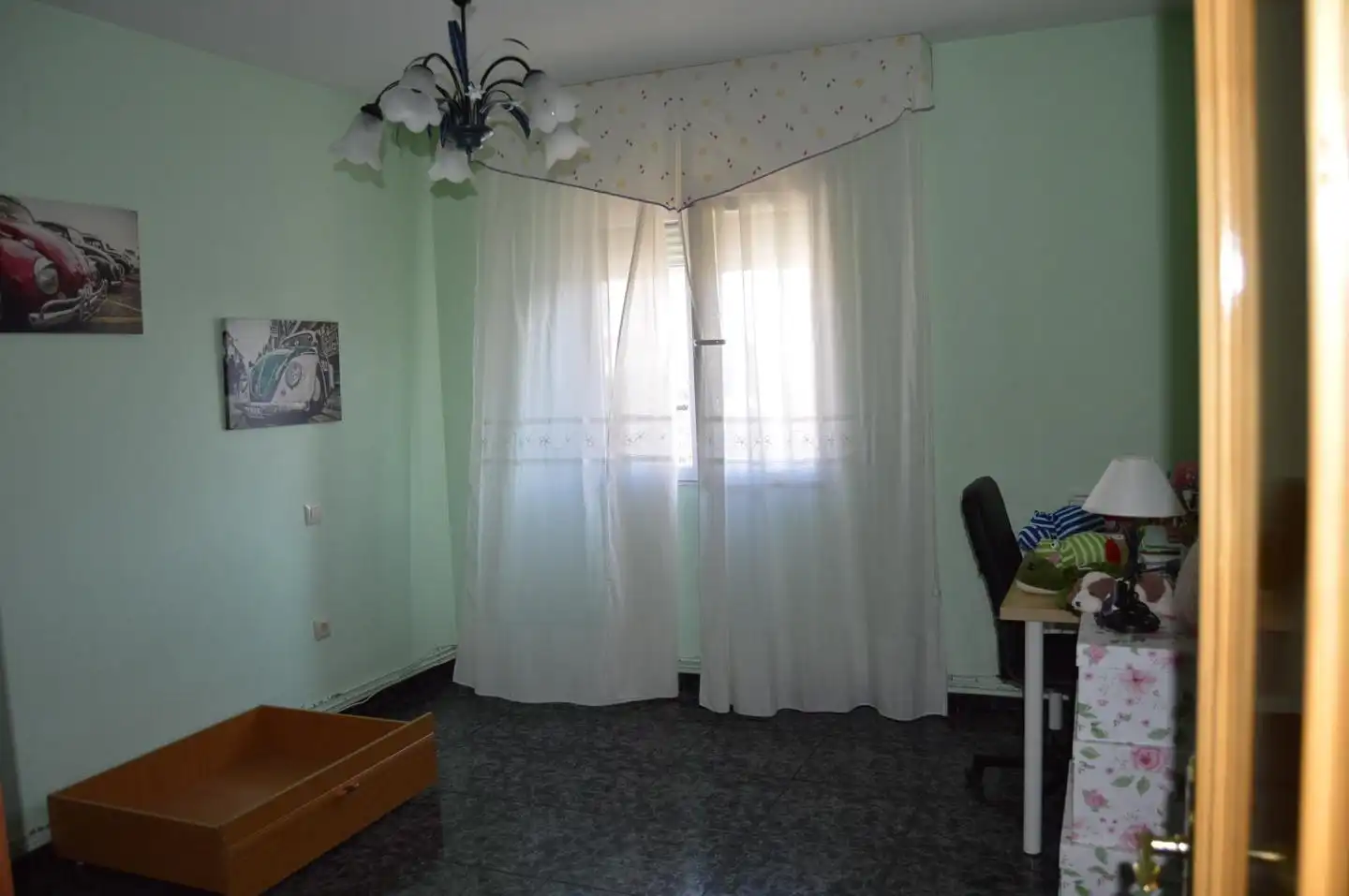 Dormitori de Casa o xalet en venda en Torrubia del Campo amb Calefacció, Traster i Moblat