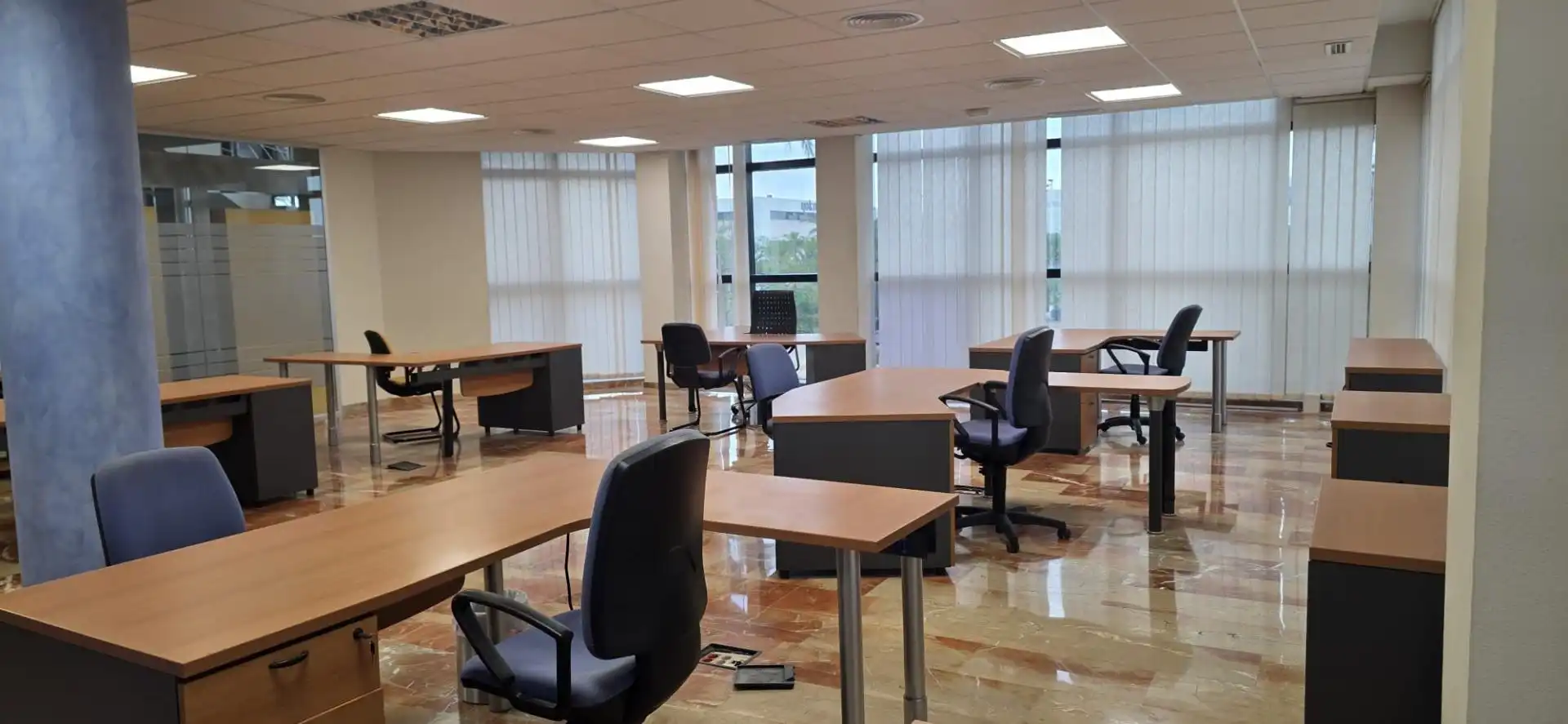 Oficina de alquiler en Elche / Elx