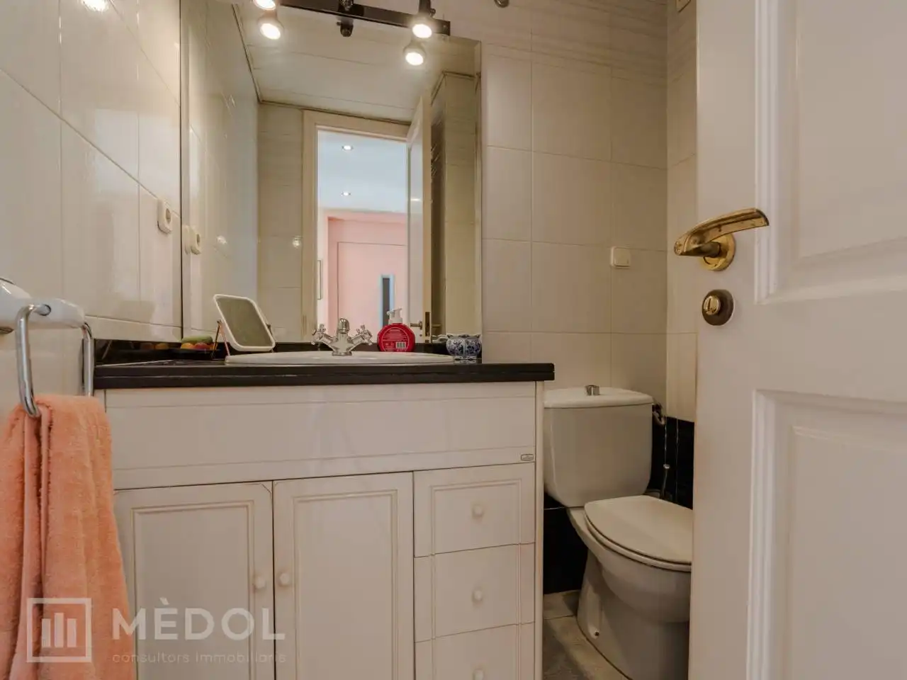 Bathroom of Houses for sale in Tarragona  with Air Conditioner, Heating and Parquet flooring