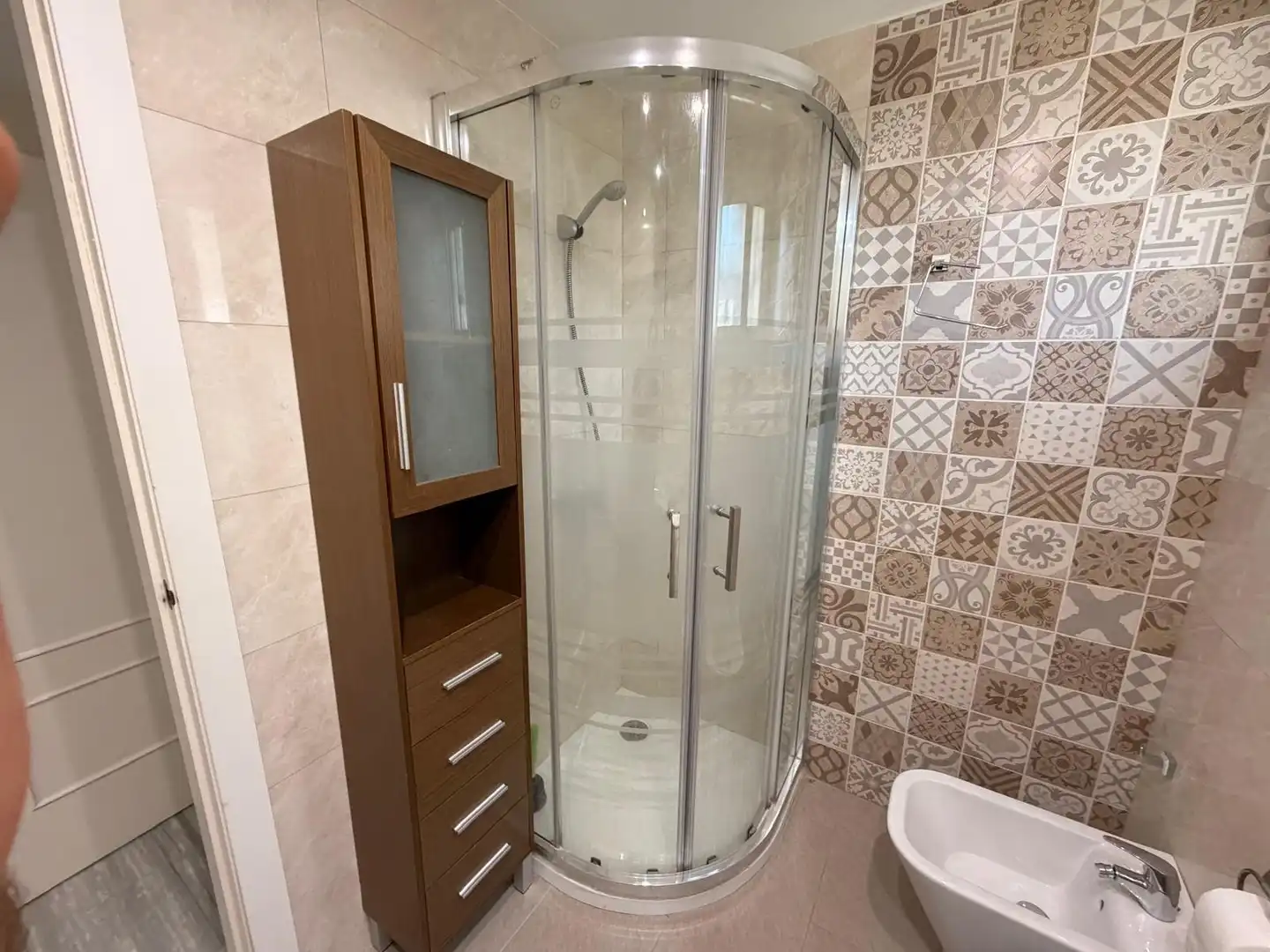Bathroom of Flat for rent in Benalmádena  with Air Conditioner, Heating and Private garden