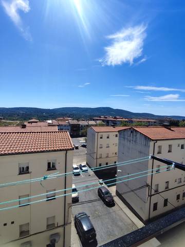 Piso en Alquiler en Calle Tercio de Flandes en Miralvalle - Av. Virgen del Puerto - La Data