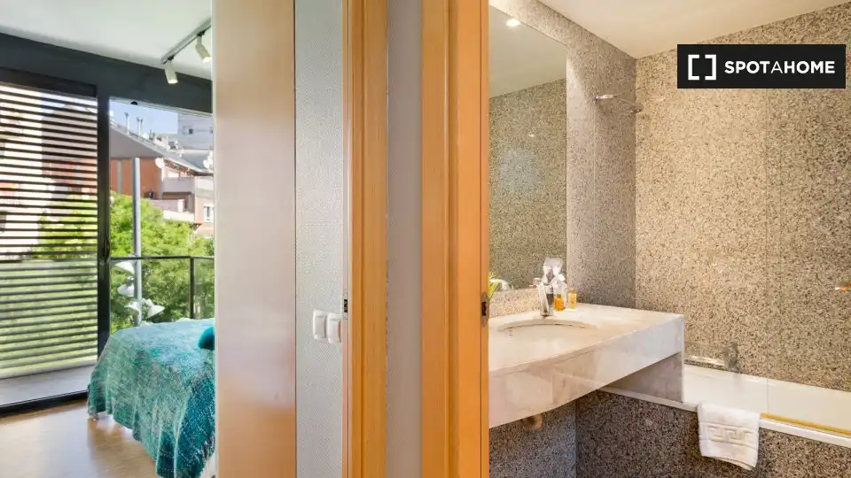 Flat with terrace to rent in Sarrià - Sant Gervasi, imagen 10