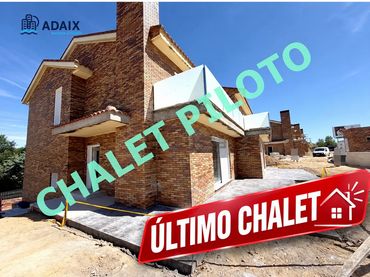 Casa pareada con piscina en venta en Calle Pérez Galdós