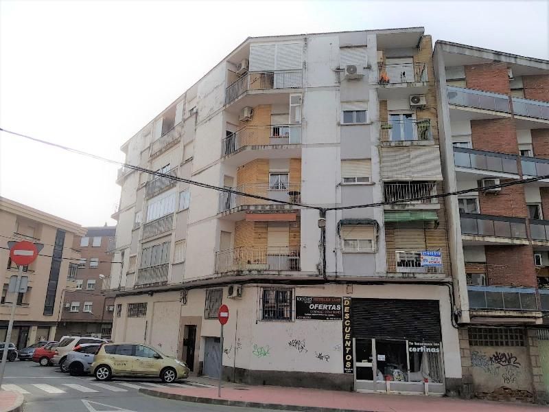 Exterior view of Flat for sale in Plasencia  with Private garden