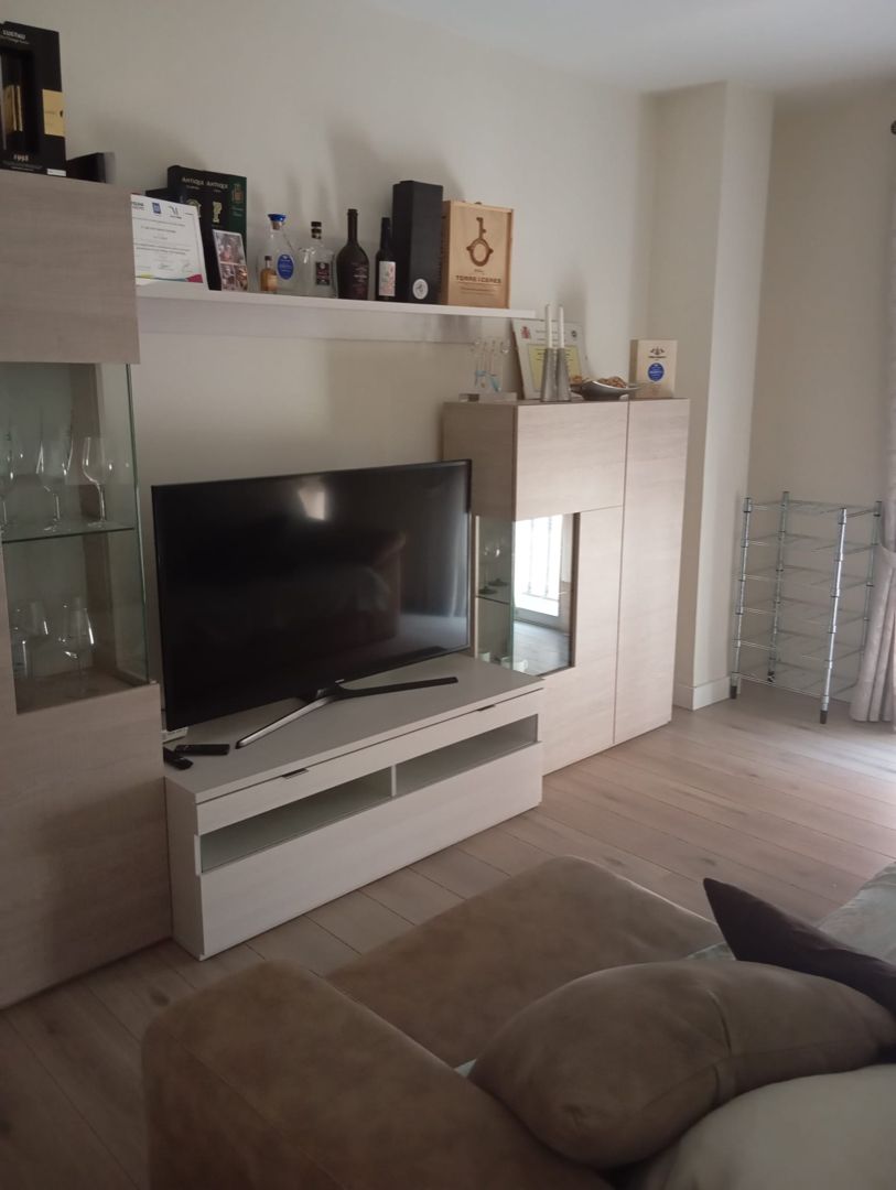 Living room of Flat to rent in Ronda  with Air Conditioner, Heating and Furnished