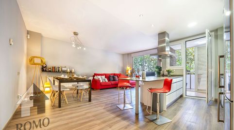 Foto 3 de Piso en venta en Avinguda de Mossèn Jacint Verdaguer, Santa Perpètua de Mogoda, Barcelona