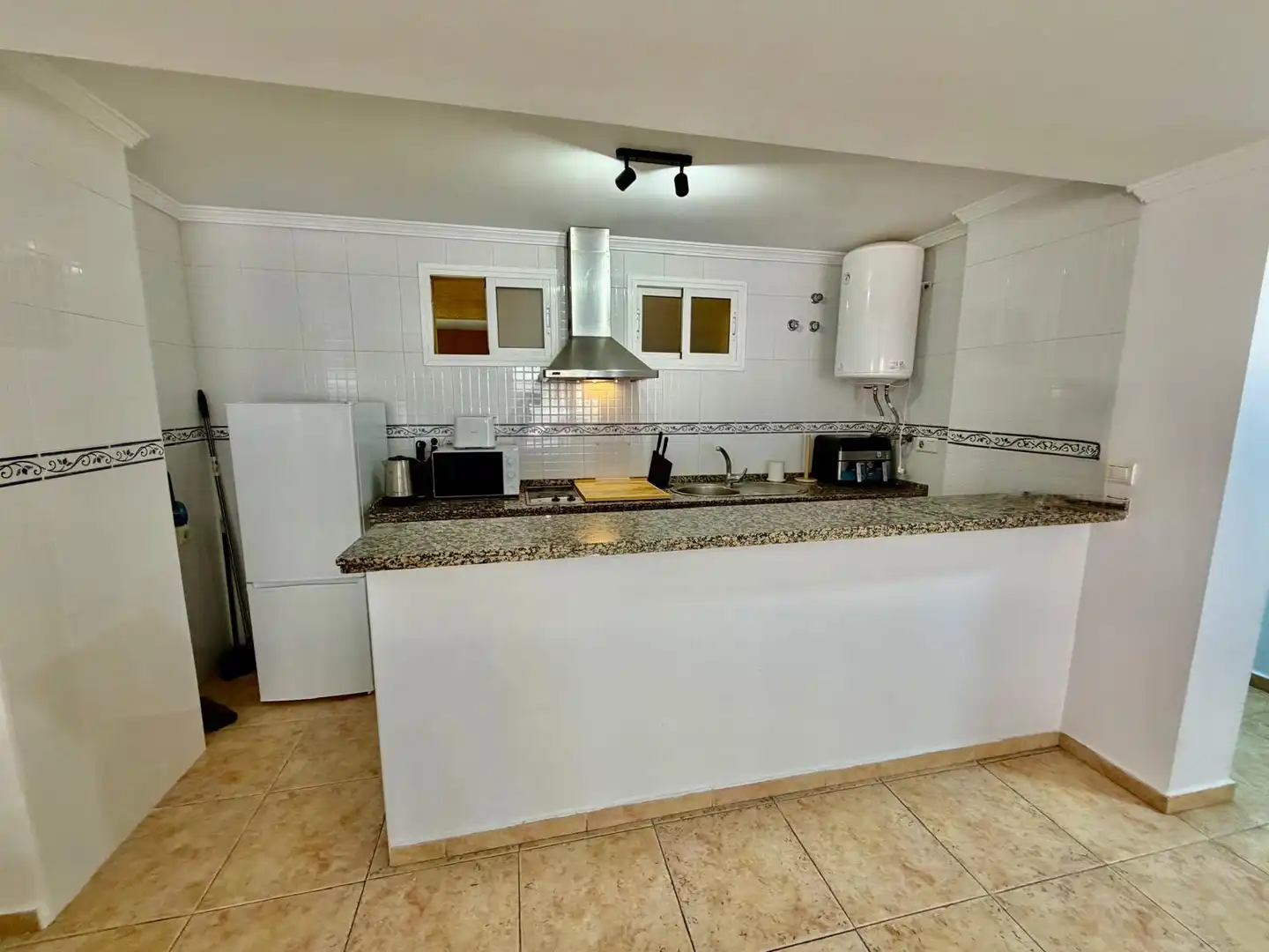 Cocina de Piso en venta en Benalmádena con Aire acondicionado, Calefacción y Jardín privado