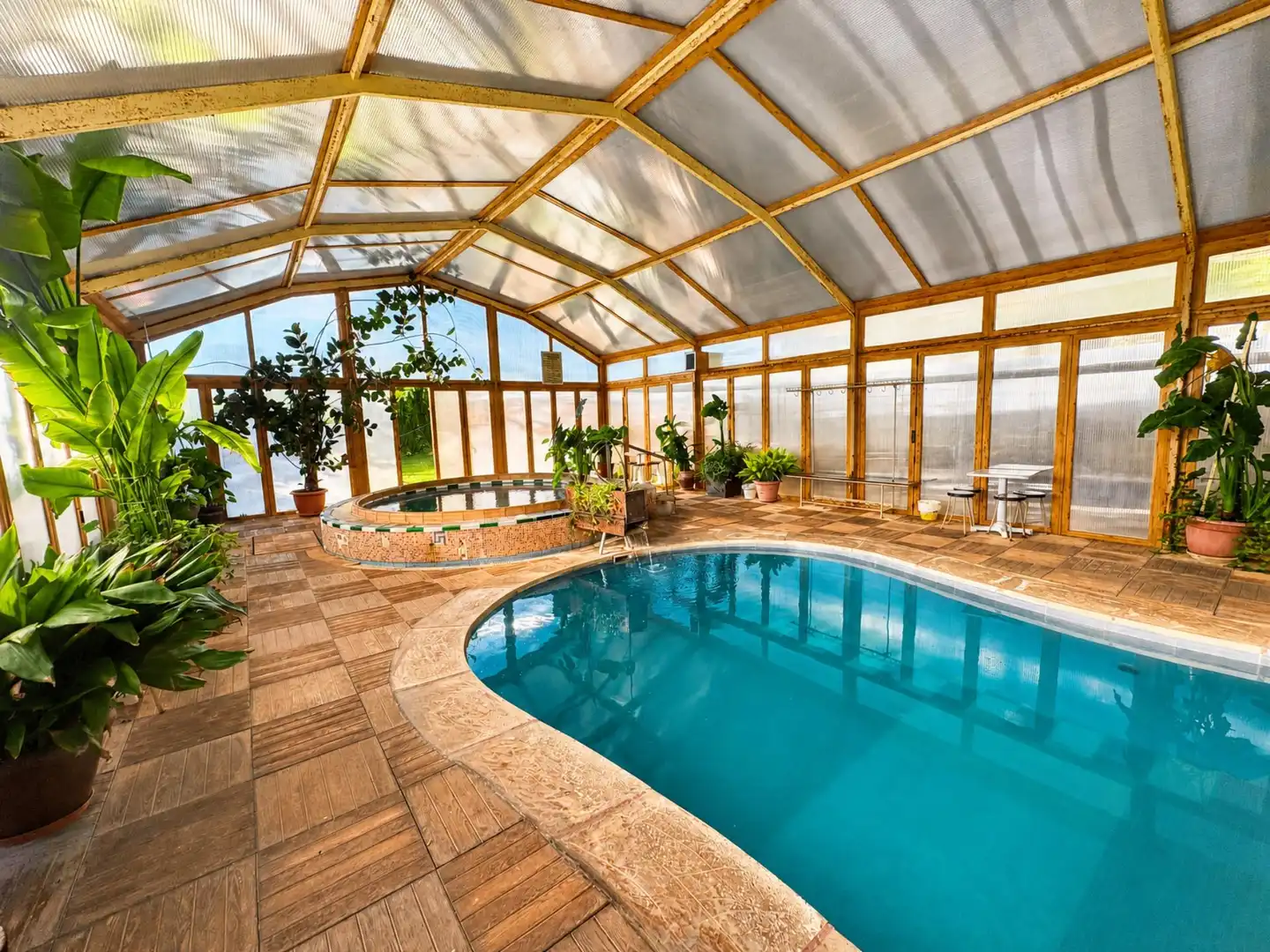 Piscina de Finca rústica en venta en Benatae con Calefacción, Jardín privado y Piscina