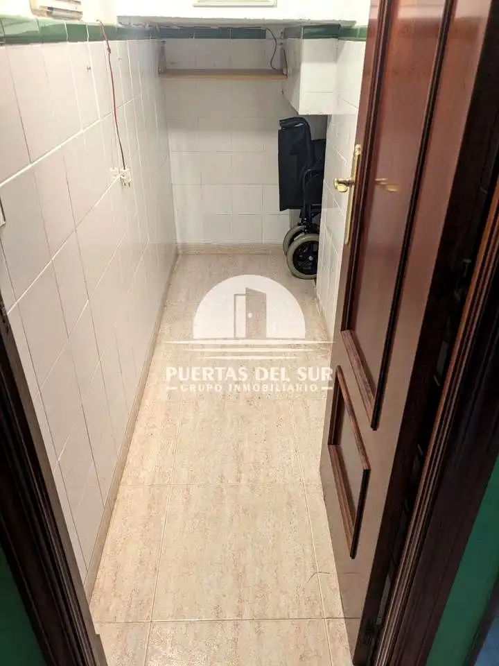 Flat for sale in Rota  with Air Conditioner and Terrace