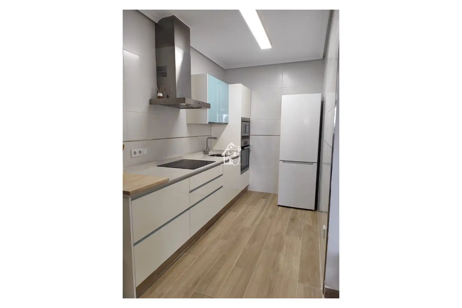 Cuina de Apartament de lloguer en Orihuela amb Aire condicionat, Jardí privat i Terrassa