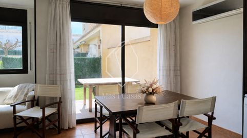 Foto 4 de Casa adosada en venta en Carrer Canigó, 13, Riells, L'Escala