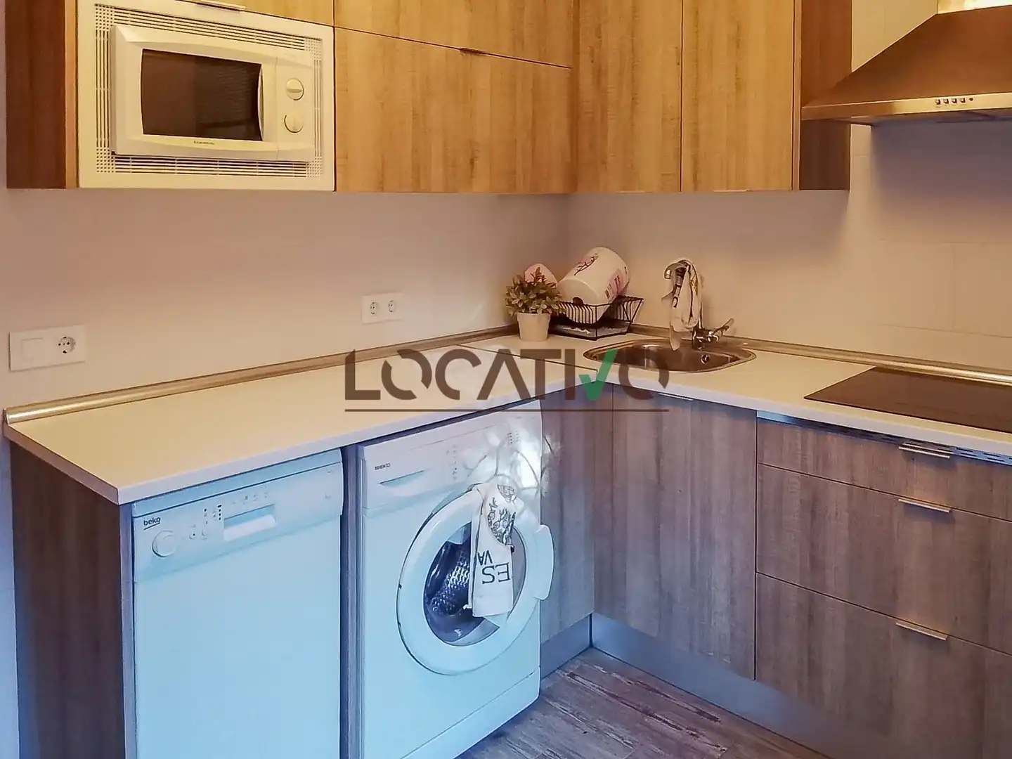 Cocina de Casa o chalet en venta en El Hoyo de Pinares  con Calefacción, Jardín privado y Terraza
