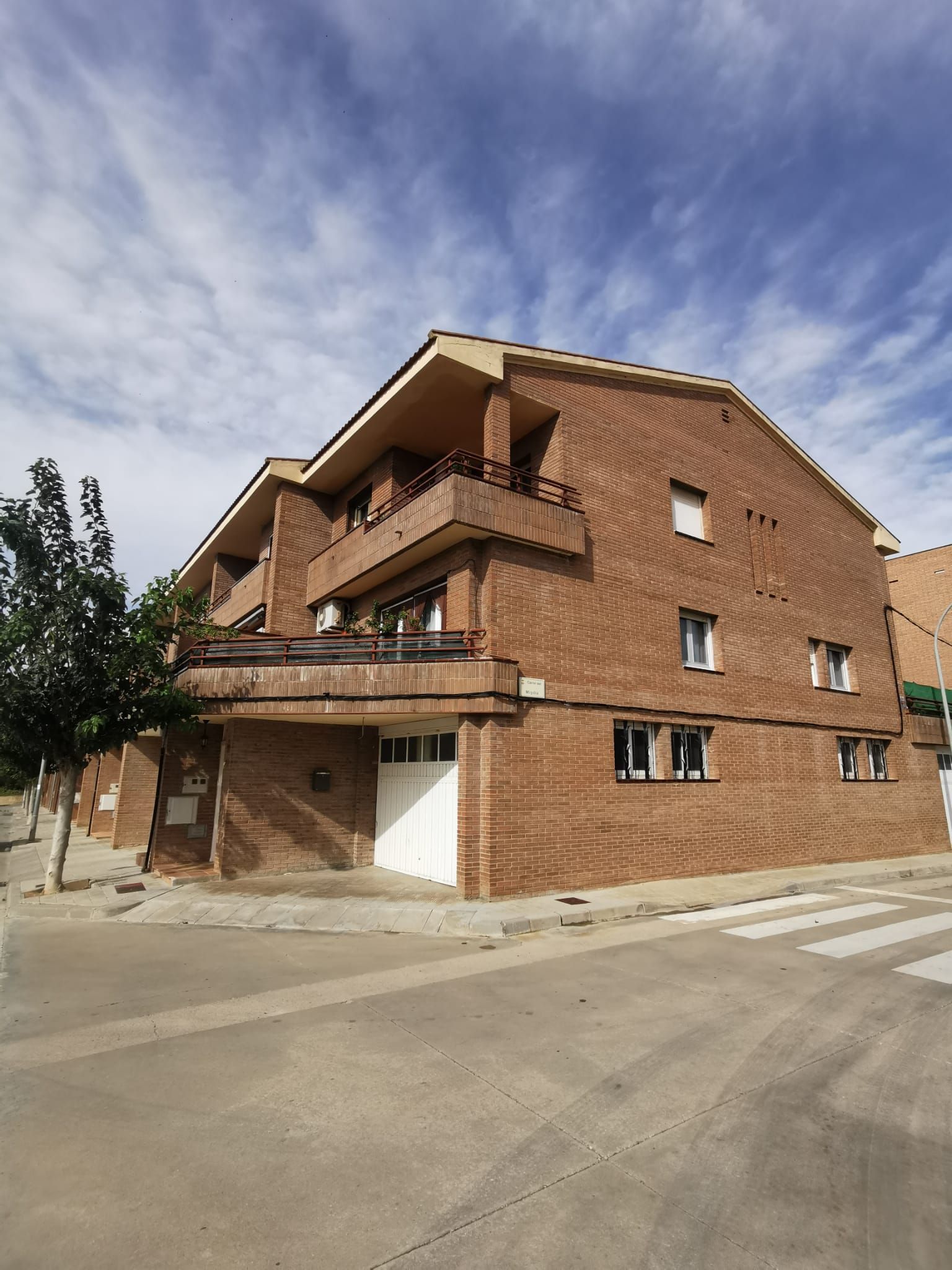 Exterior view of Single-family semi-detached for sale in Vilagrassa  with Heating, Terrace and Oven