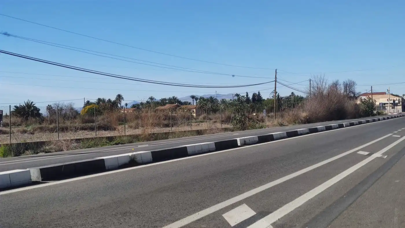 Terreny residencial en venda a Perleta - Maitino