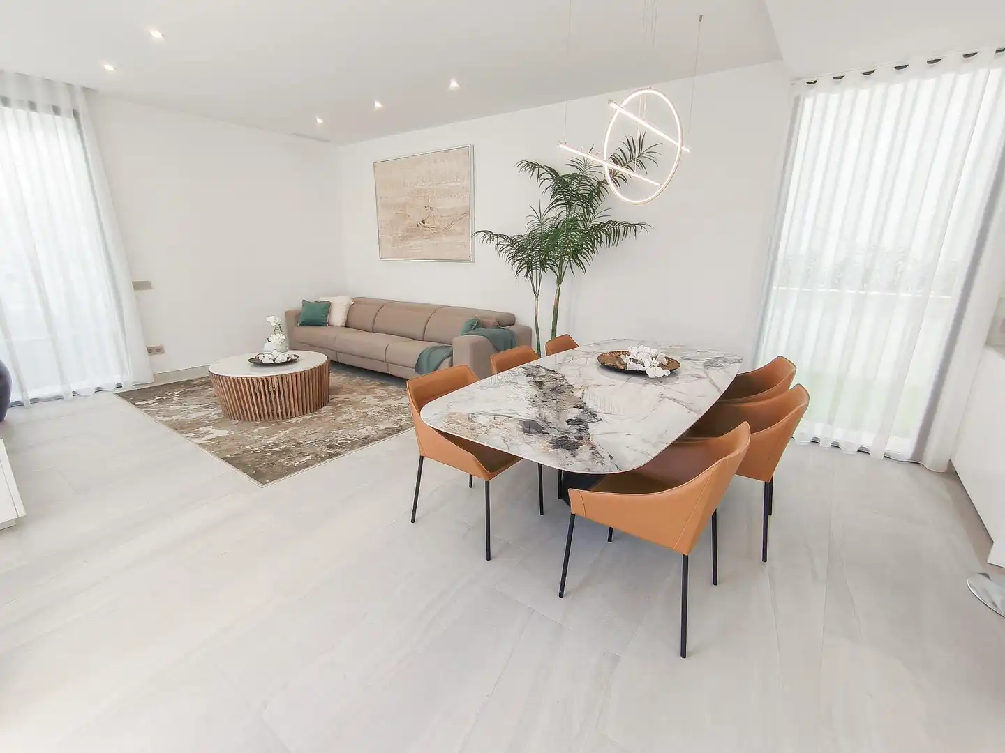 Chalet con piscina en venta en Golf Bahía, imagen 9