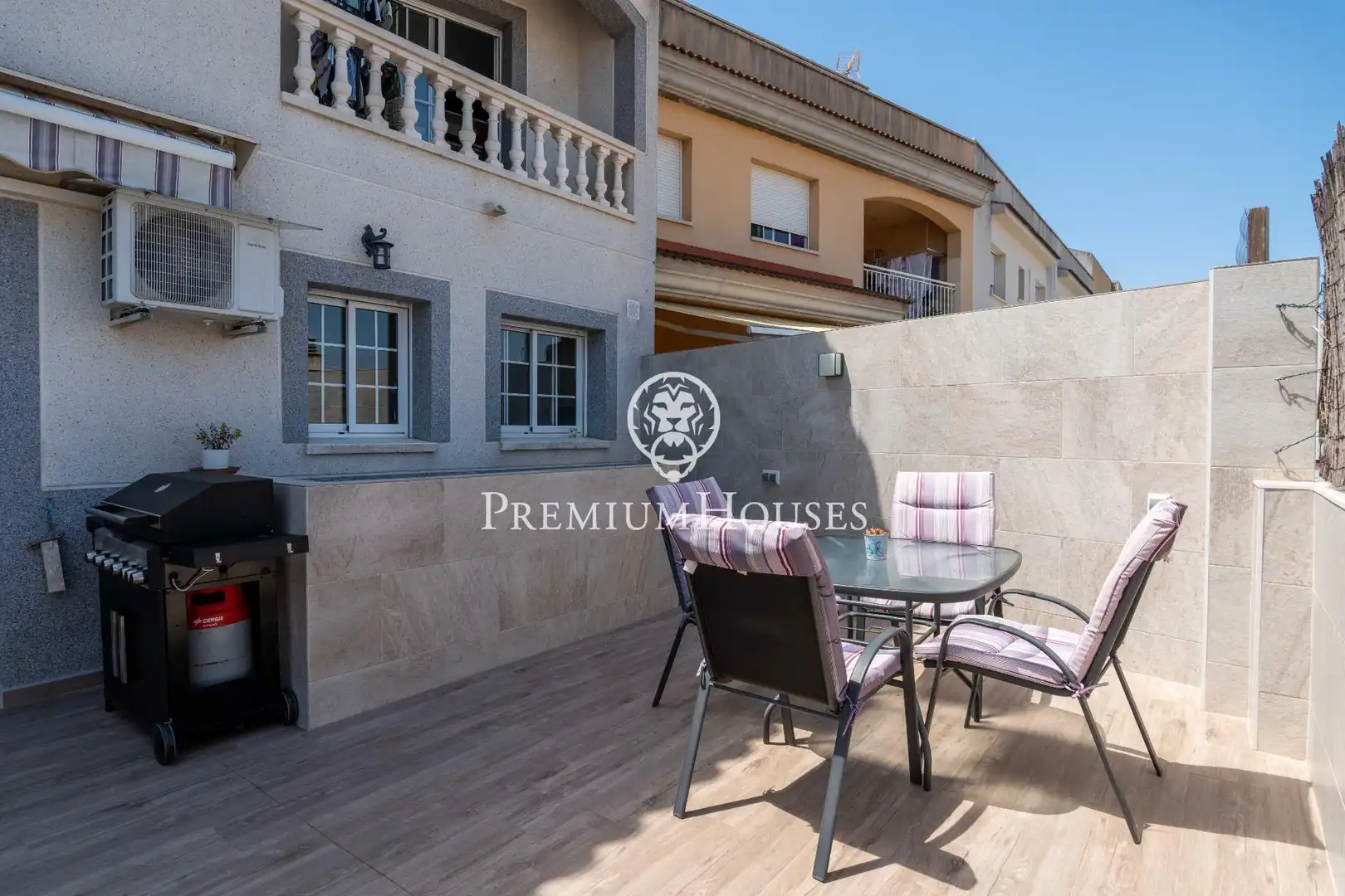 Terrace of Detached homes for sale in Vilanova i la Geltrú  with Air Conditioner, Heating and Storage room
