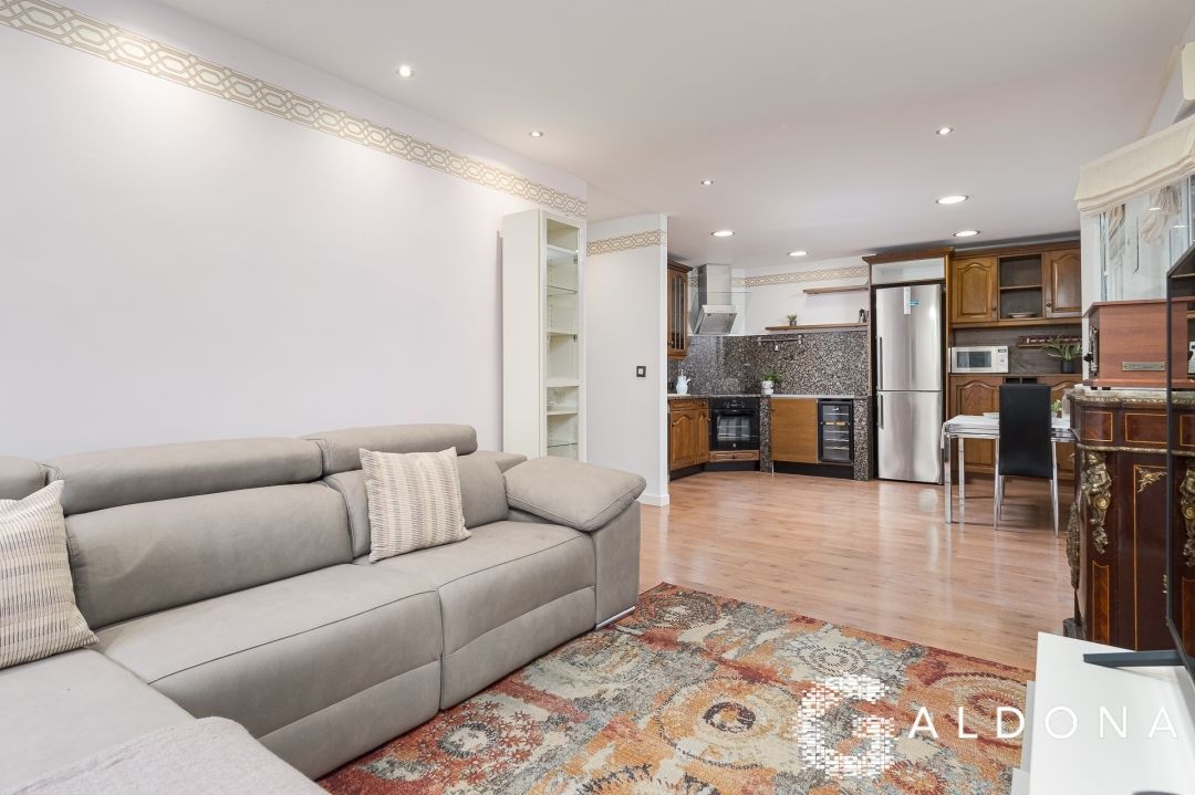 Living room of Flat for sale in Donostia - San Sebastián   with Heating, Private garden and Terrace