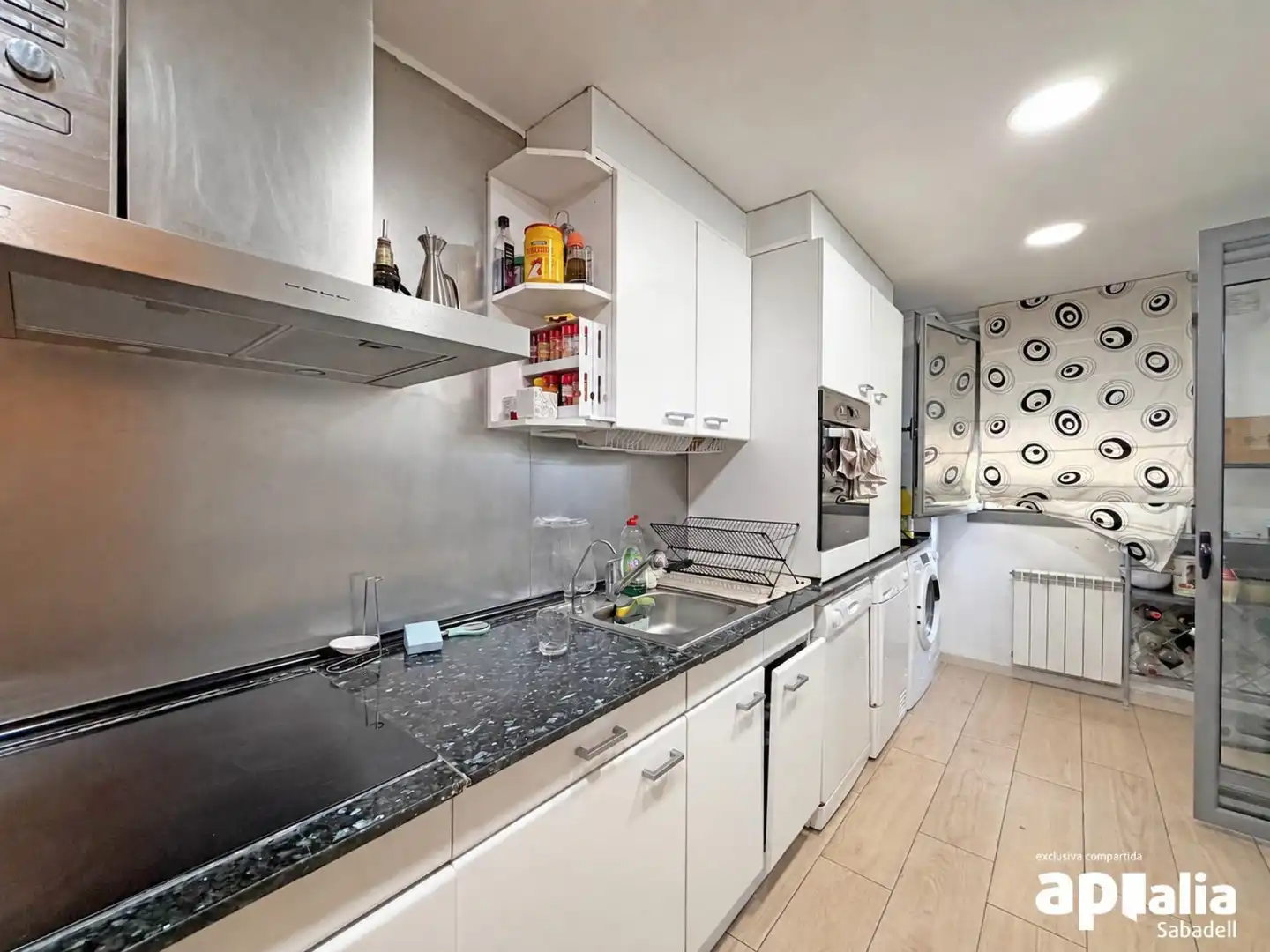Cocina de Piso en venta en Barberà del Vallès con Calefacción, Jardín privado y Trastero