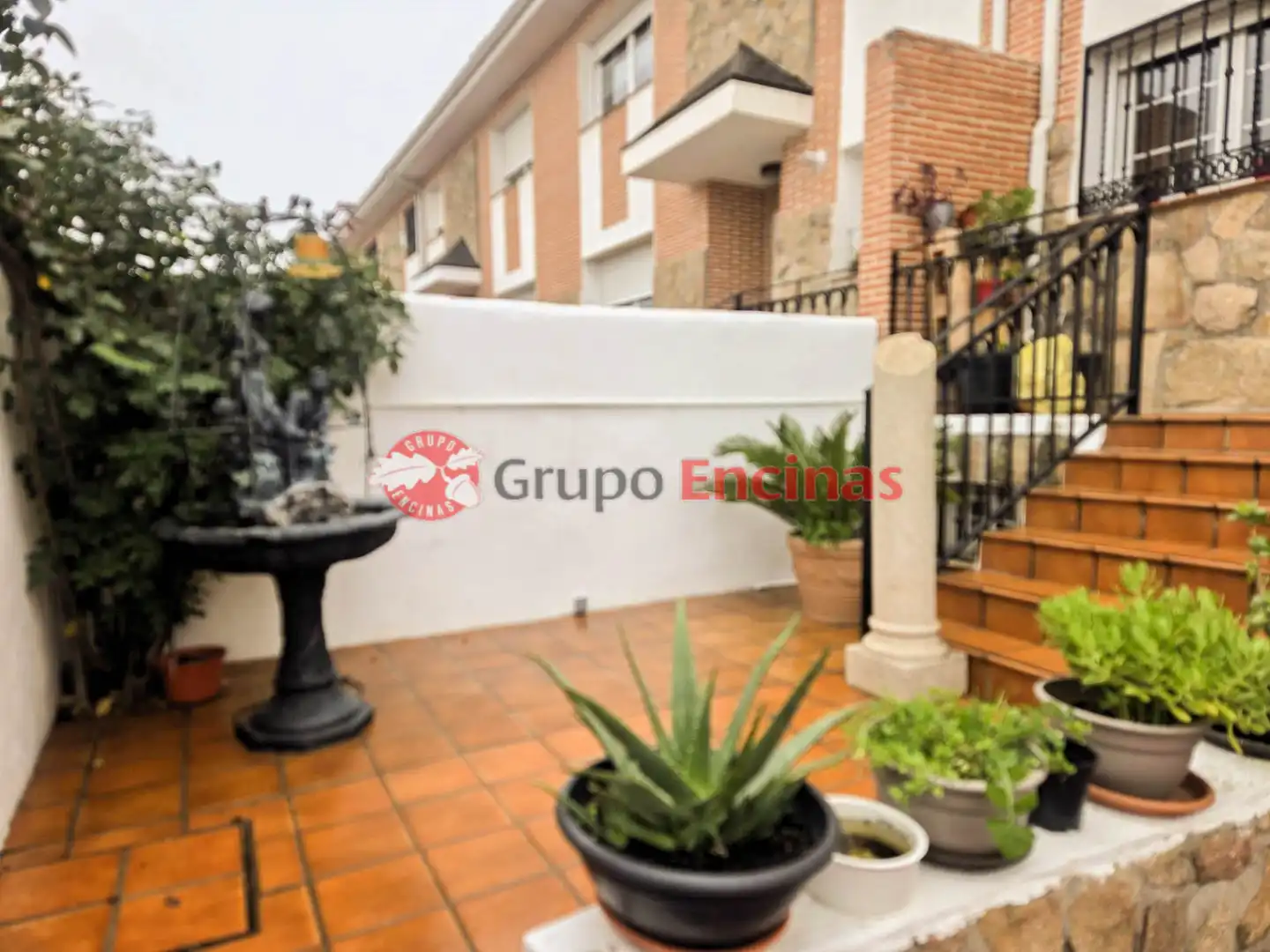 Vista exterior de Casa o chalet en venta en Parla con Aire acondicionado, Calefacción y Jardín privado