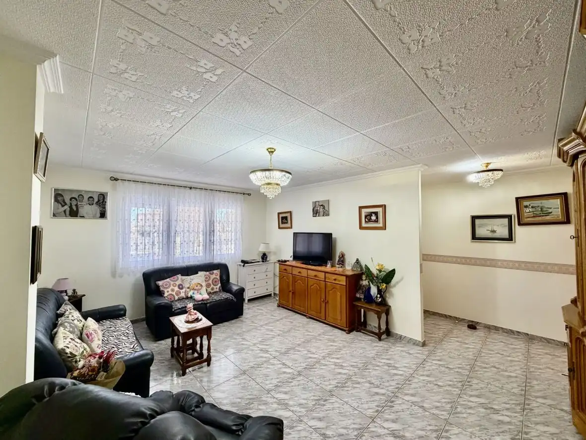 Wohnzimmer von Haus oder Chalet zum Verkauf in Elche / Elx mit Klimaanlage, Terrasse und Schwimmbad