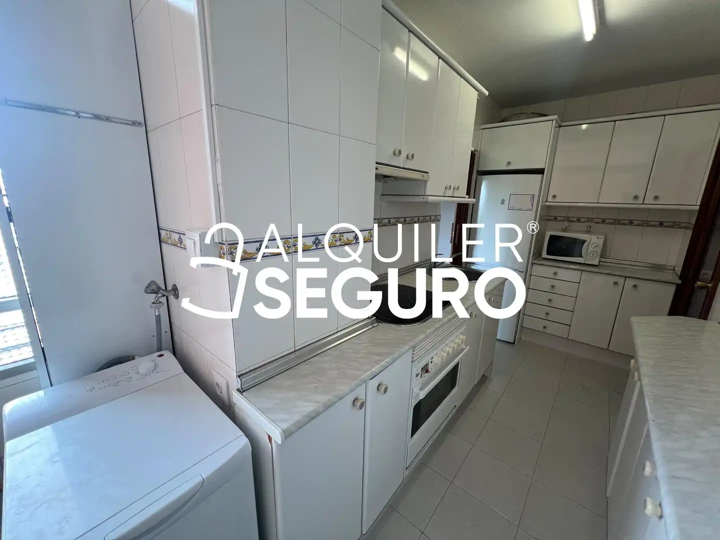 Cocina de Piso de alquiler en Madrid con Calefacción y Amueblado