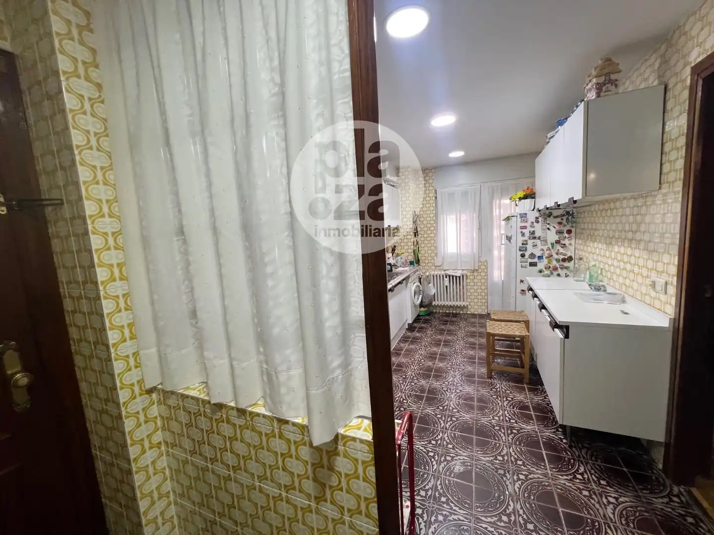Kitchen of Flat for sale in Burgos  with Heating, Terrace and Storage room