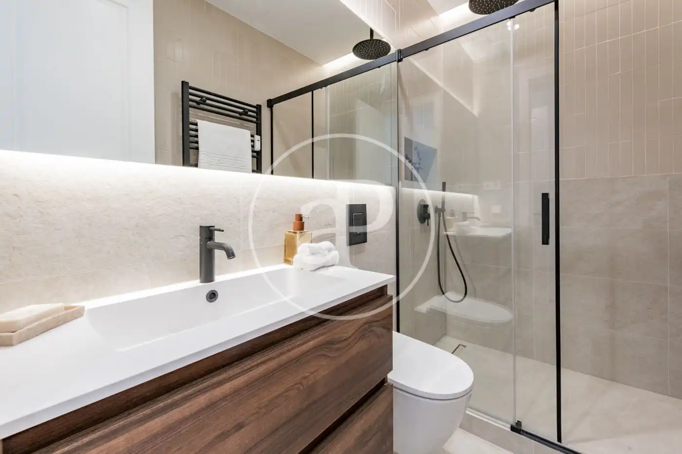 Baño de Piso en venta en Madrid con Aire acondicionado, Calefacción y Trastero