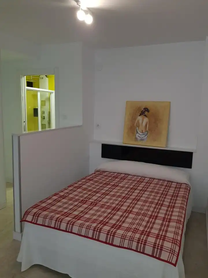 Schlafzimmer von Wohnung zur Miete in Granada mit Möbliert