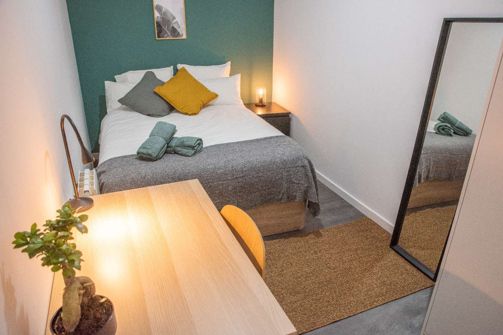 Bedroom of Flat to share in  Madrid Capital  with Air Conditioner, Heating and Terrace