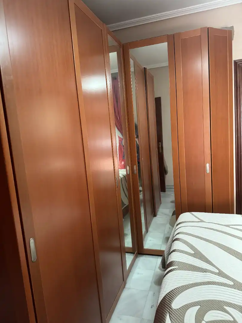 Bedroom of Flat for sale in Sevilla  with Air Conditioner, Heating and Terrace