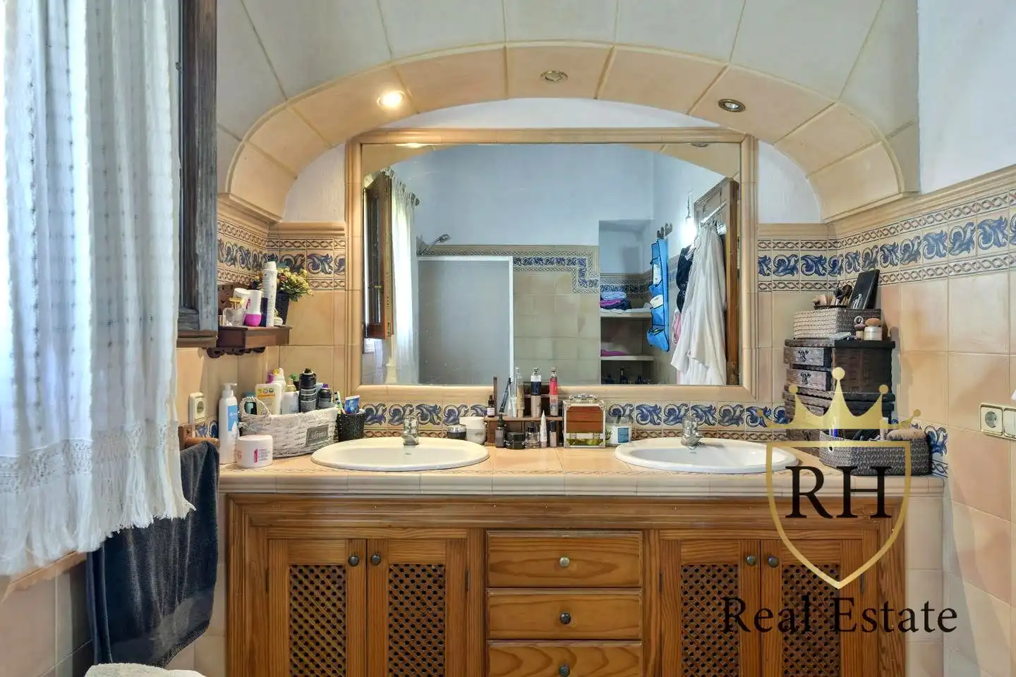 Baño de Finca rústica en venta en Artà con Jardín privado, Terraza y Trastero