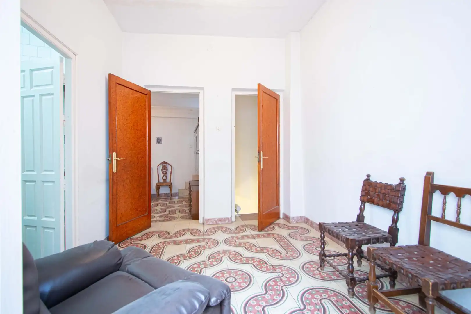 Houses for sale in Sevilla  with Balcony