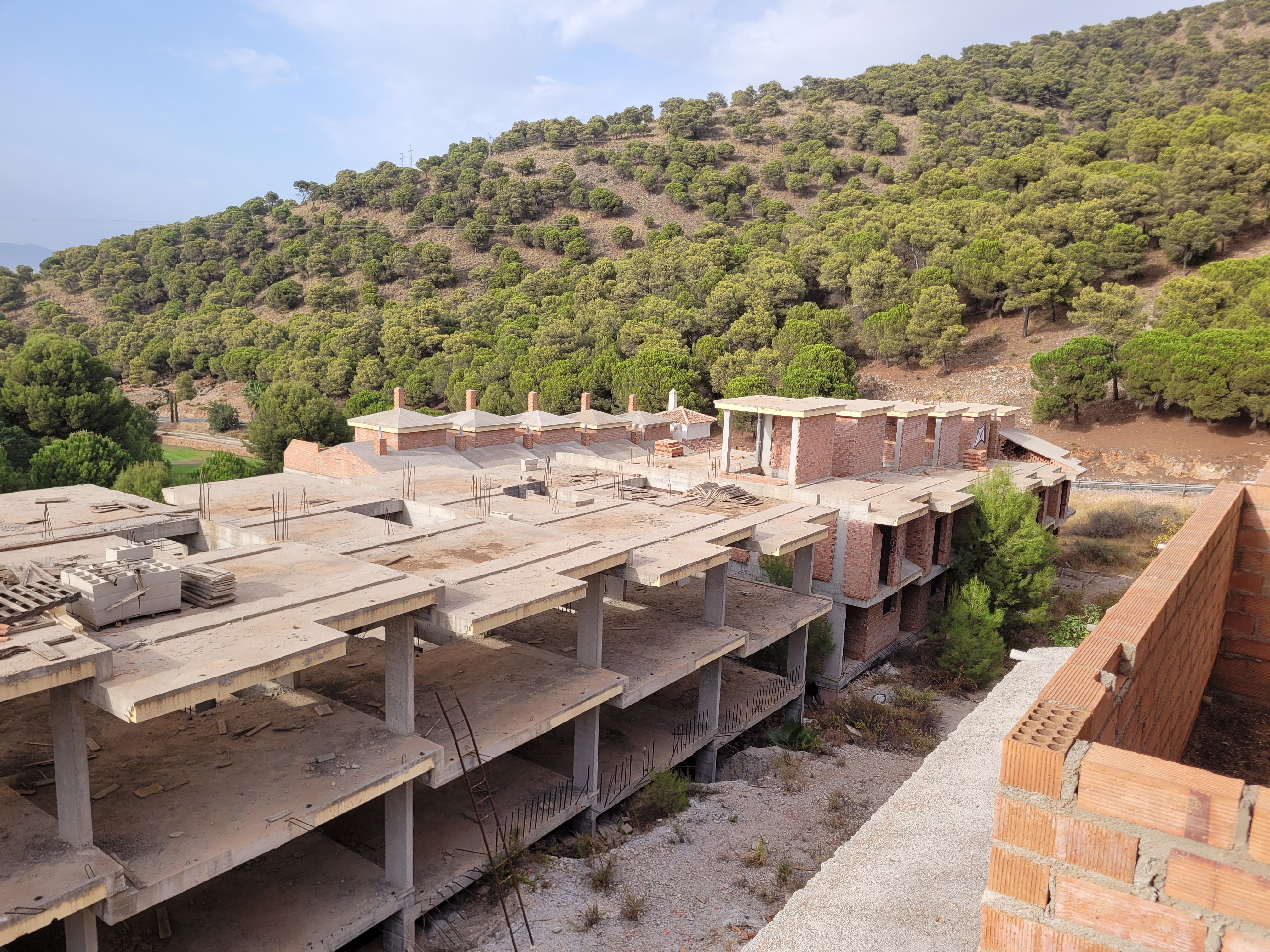 Vista exterior de Edifici en venda en Alhaurín El Grande