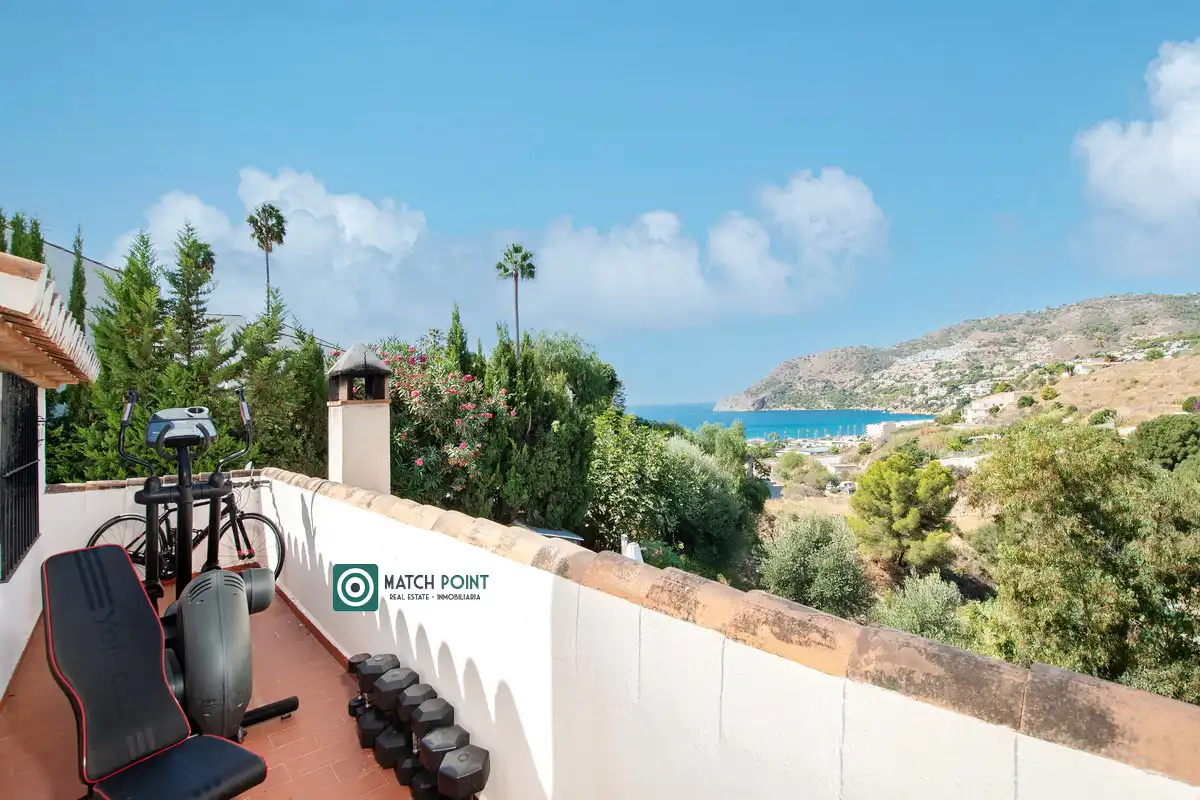 Casa o chalet en venta en Calle Torre Vigia, La Herradura centro