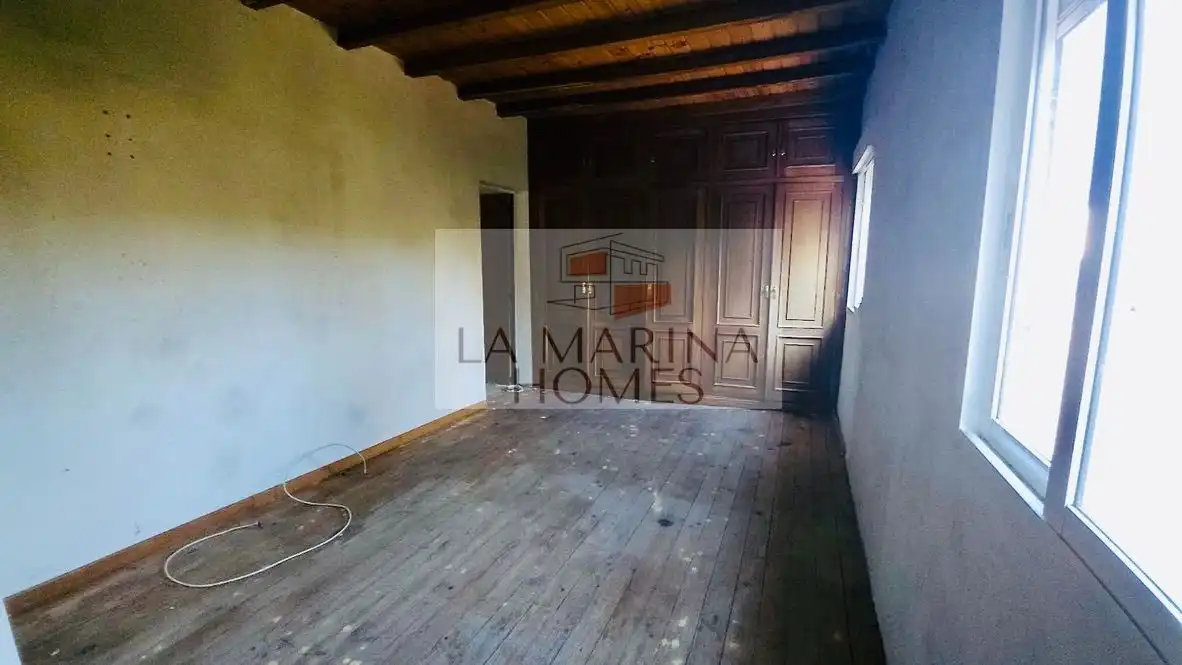 Sala d'estar de Finca rústica en venda en Nogueira de Ramuín, Ourense